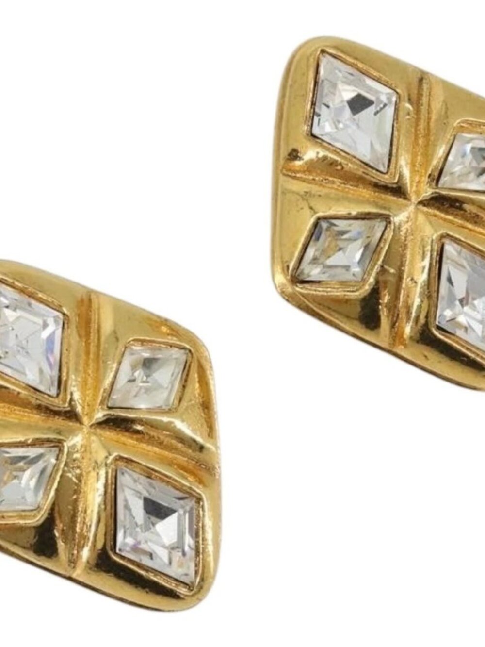 CHANEL Earring Metal Gold Tone CC Auth bs35890
